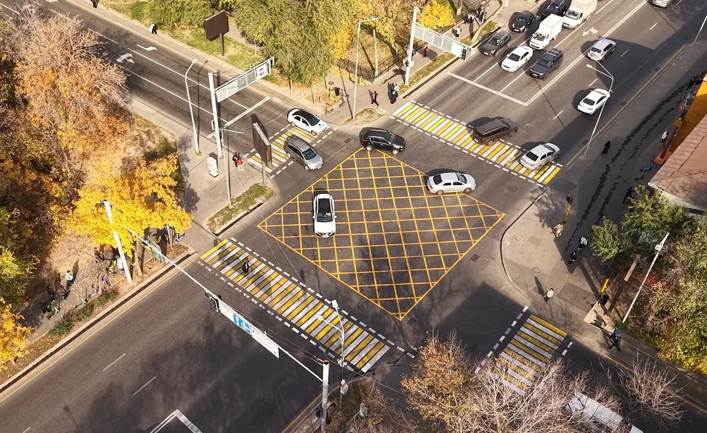 В Алматы появилась «вафельная» разметка на 10 перекрестках