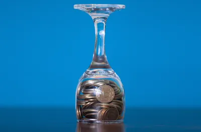 ЕНПФ: Между мандатом и свободой