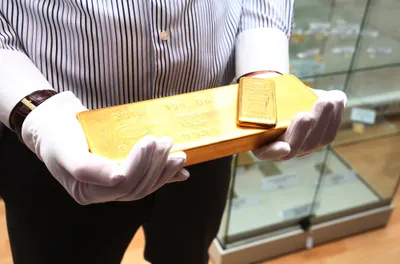 Эксперт: Нацбанк должен обеспечить свободный доступ к покупке золота