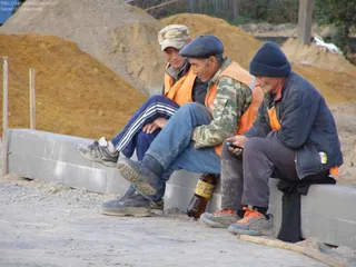 Капитал - Трудовые мигранты будут платить по 2 МРП ежемесячно