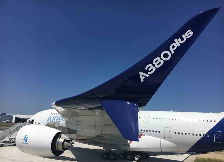 Капитал - Airbus представила новую версию крупнейшего лайнера