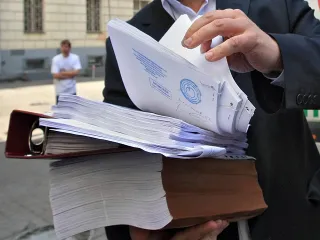 Капитал - В РК собирают подписи против повышения налога на авто