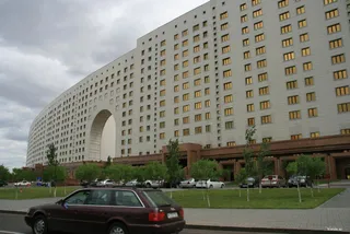 Капитал - Изменения в закон о правительстве поддержал мажилис