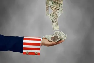 Капитал - В США ритейлеры повышают зарплаты