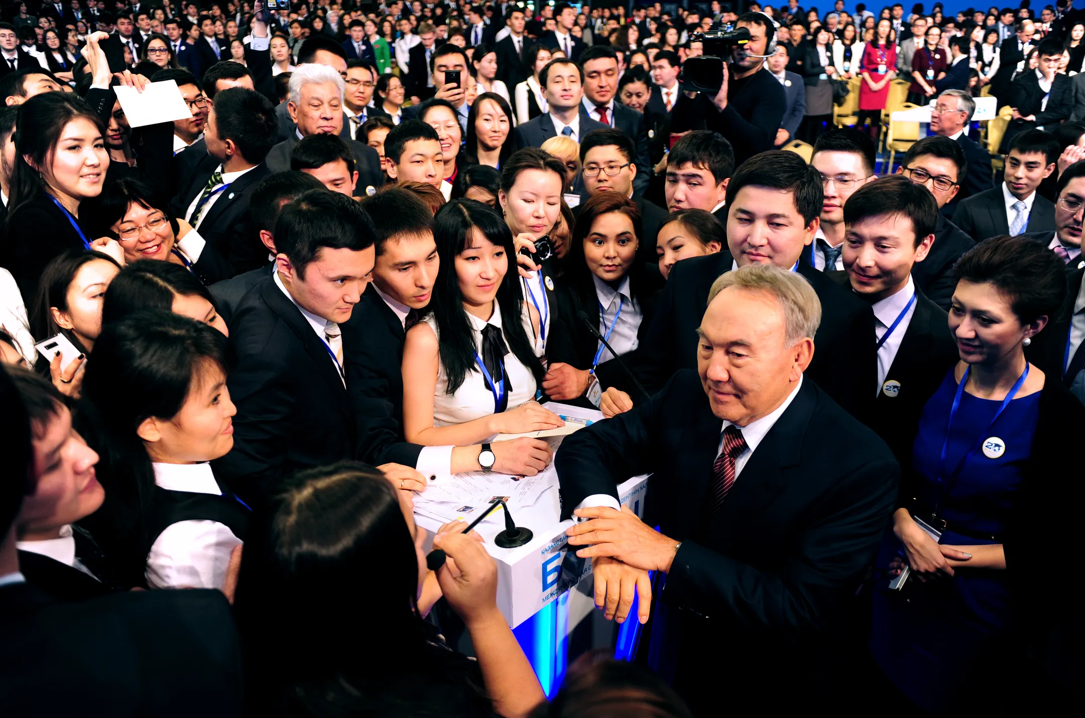 Президент: 100% граждан счастливыми не сделаешь - Image Kapital.kz