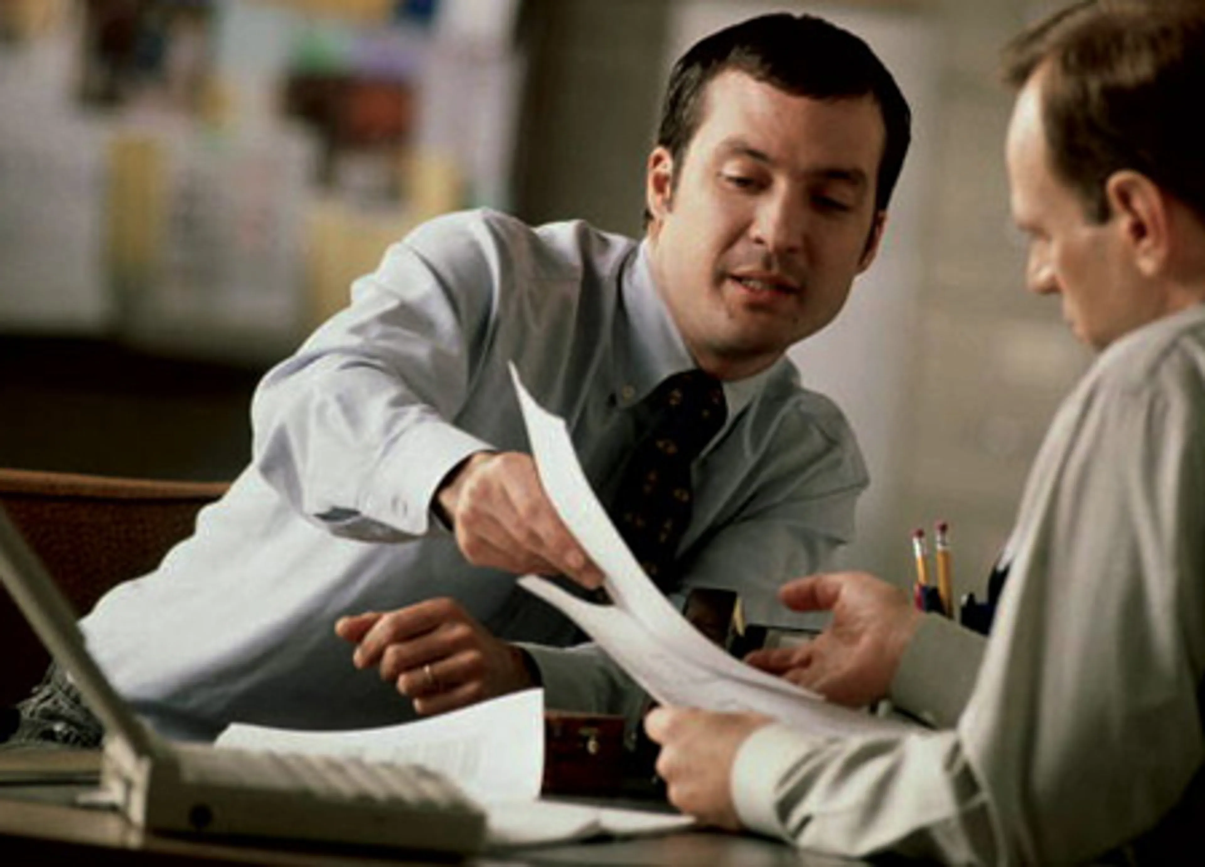 Капитал - 15% компаний переманивают кадры у конкурентов