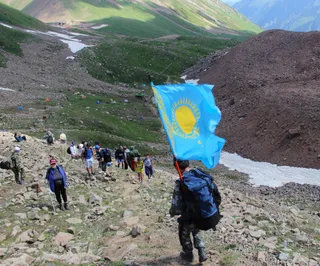Капитал - Казахстанцы массово покорили пик Нурсултан