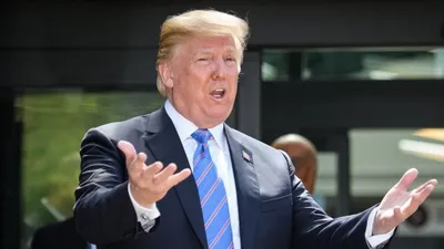 Дональд Трамп: импичмент мог бы вызвать обвал экономики США