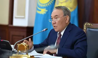 Капитал - Глава государства: Среди белого дня воровство