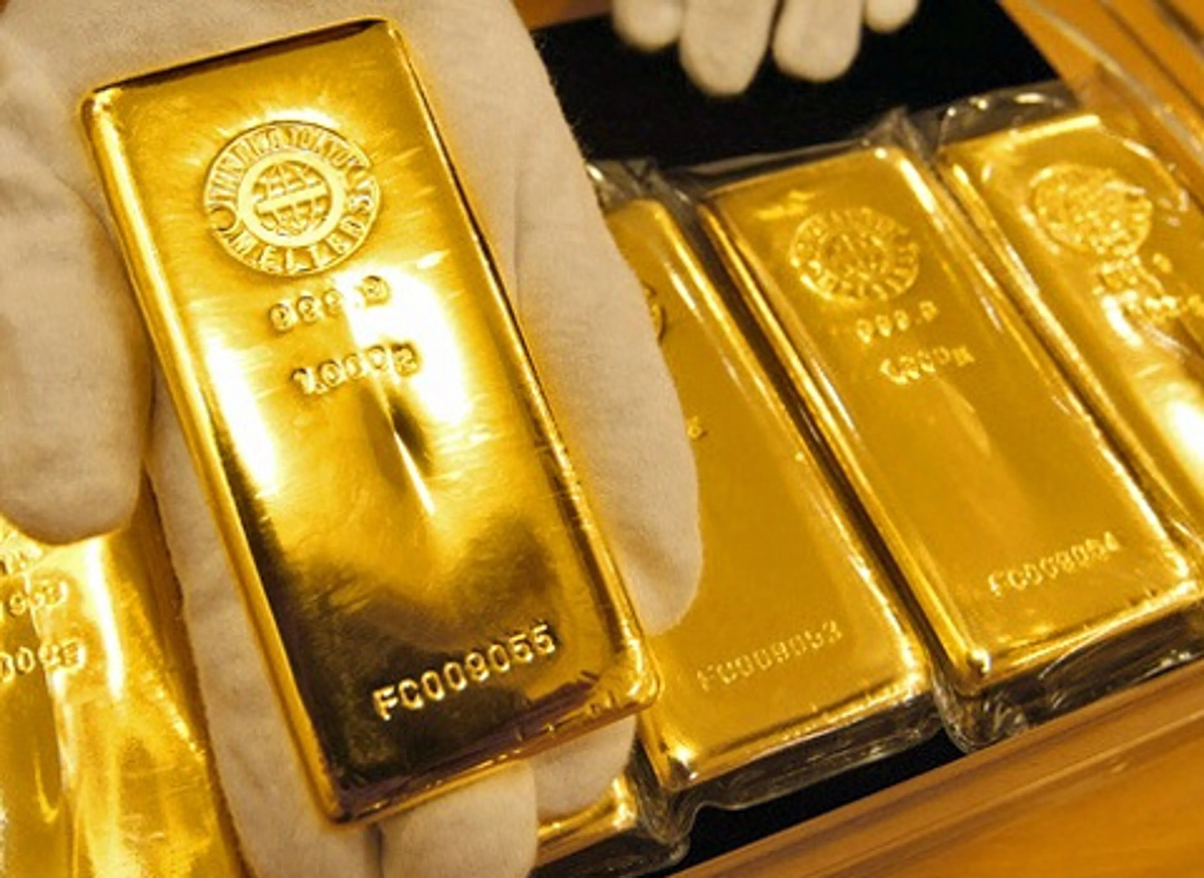 Капитал - Инвесторы продолжают вкладываться в золото