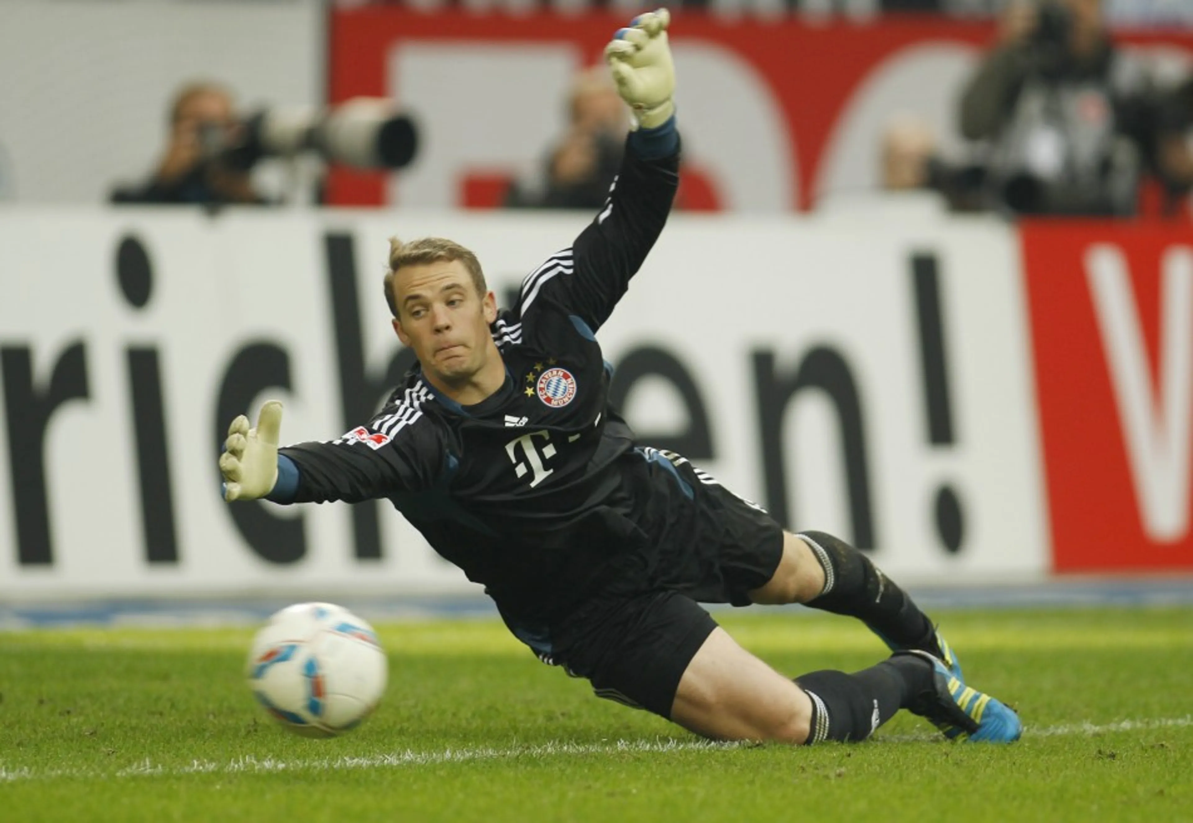 Капитал - Мануэль Нойер будет готов к матчу с «Реалом»