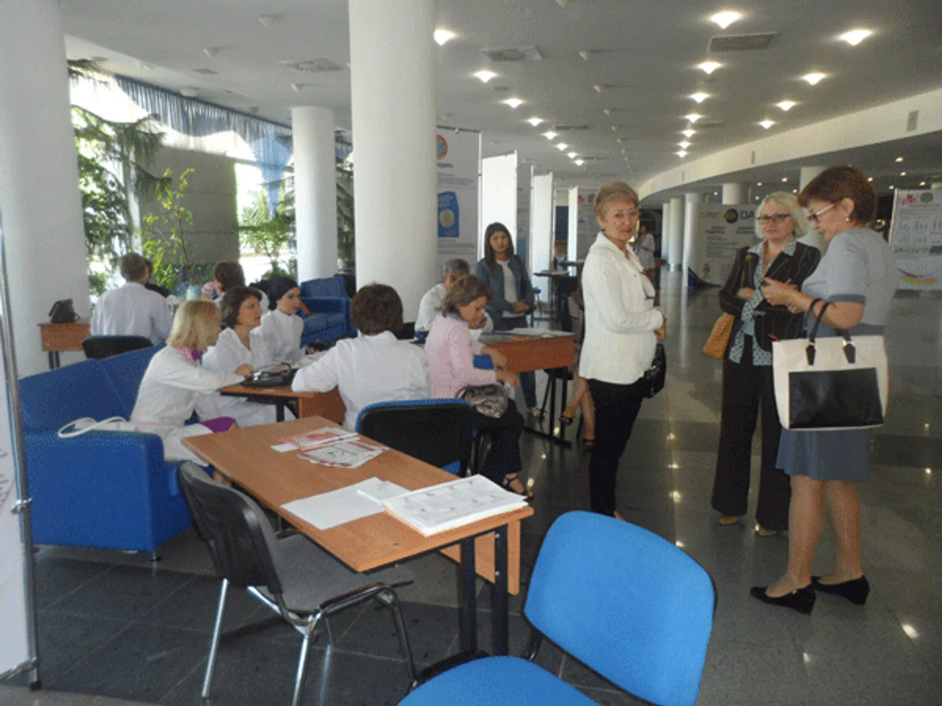 Капитал - В Астане проходят консультации для населения