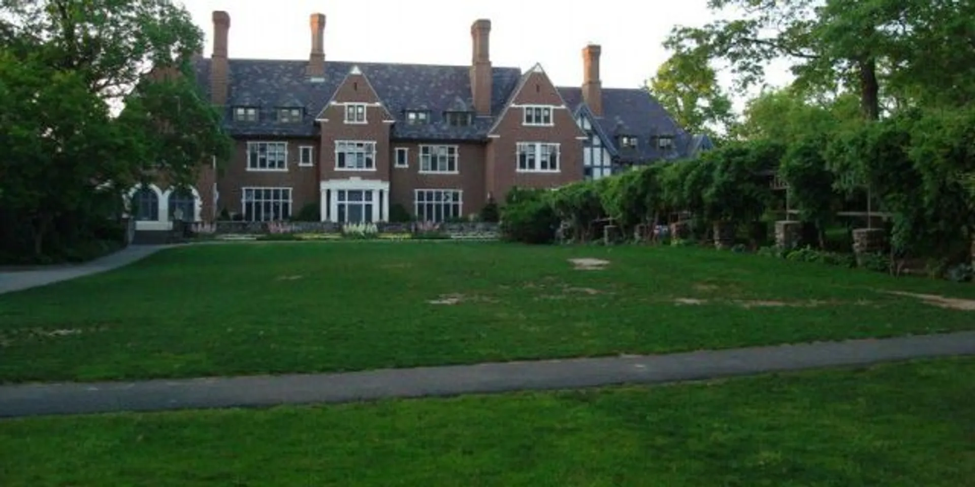 Капитал - Самые дорогие университеты мира