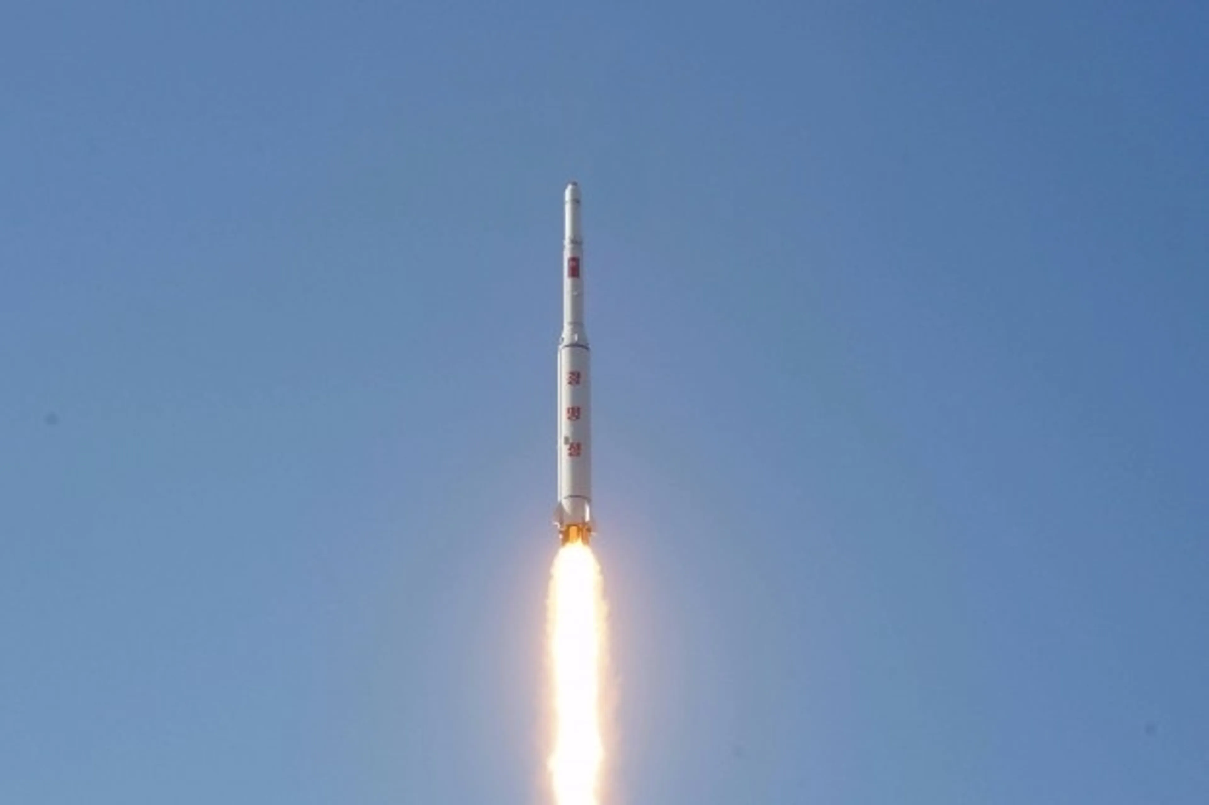 Капитал - Южная Корея расширила санкции против КНДР