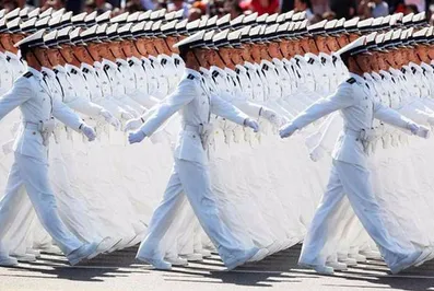 Китай сократит восьмую часть армии