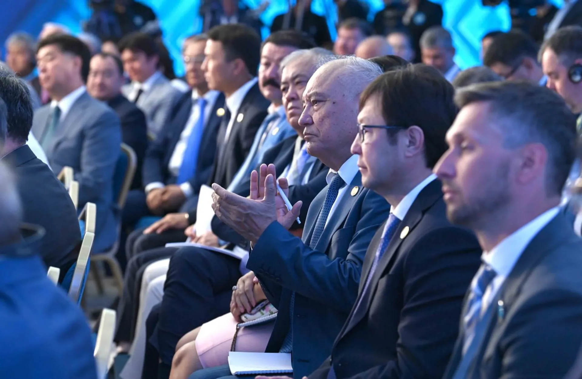 Капитал - Казахстану необходима сеть экспертно-аналитических центров