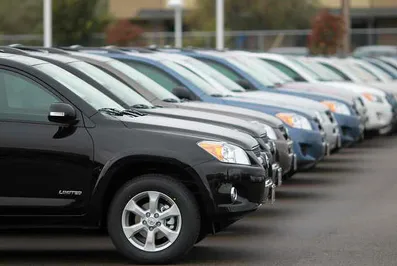 Автомобильный рынок РК в I полугодии сократился на 34,2%