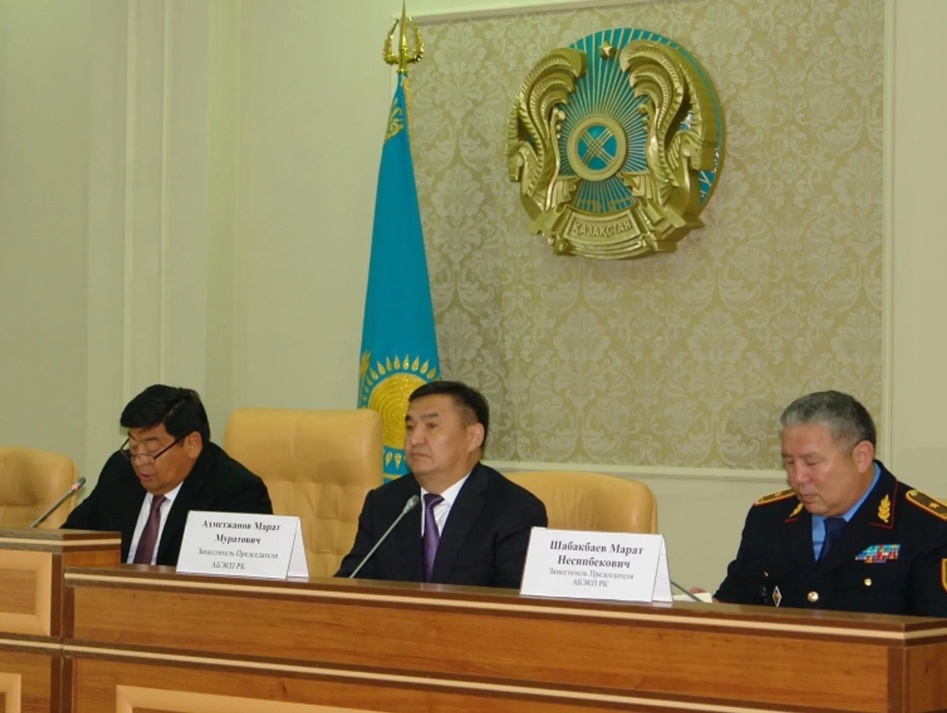 Капитал - Финполиция снизила нелегальный оборот алкоголя и нефти