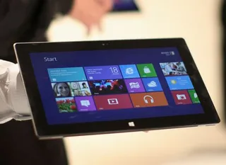 Капитал - Microsoft потеряла $0,9 млрд. на планшетах Surface