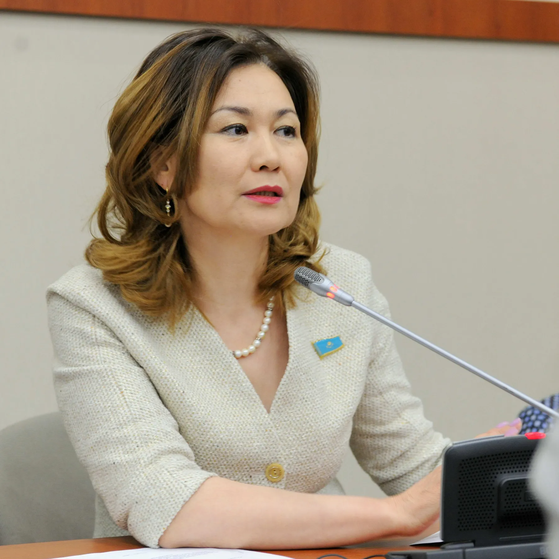 Порно с үлкен сиськи в спермы