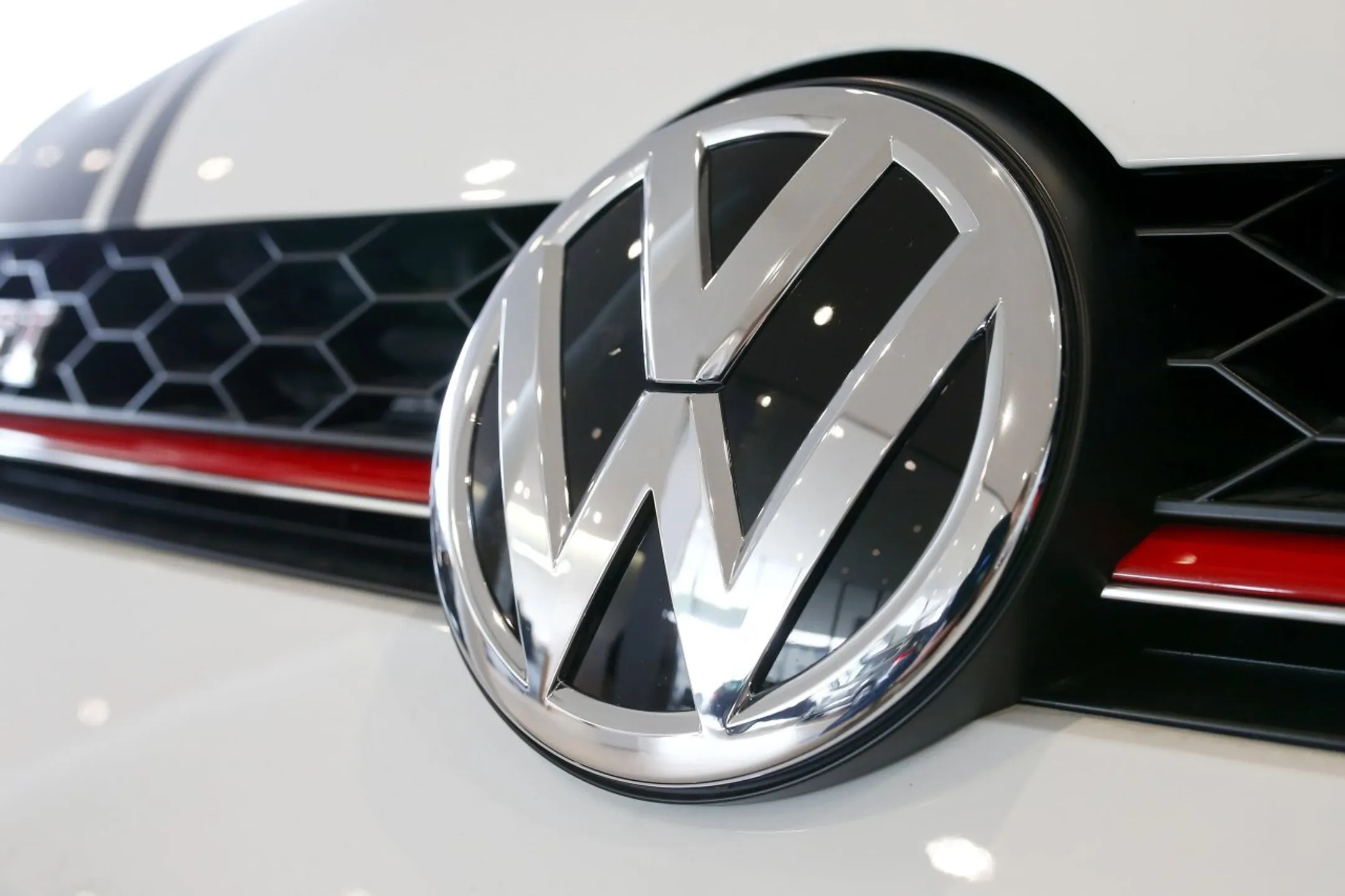 Volkswagen вложит в развитие электромобилей 20 млрд евро - Image Kapital.kz