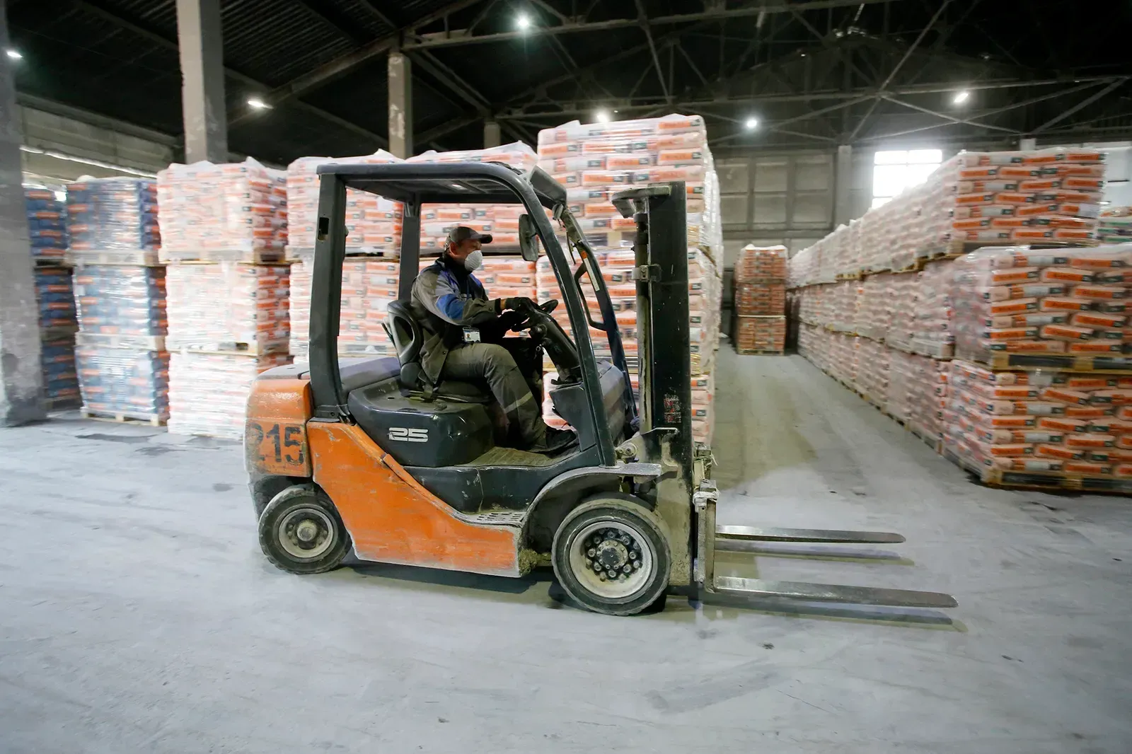 До 2035 года число молодых кадров ежегодно будет расти на 360 тысяч человек 