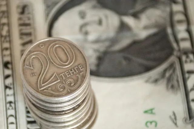 Разработан план по дедолларизации экономики