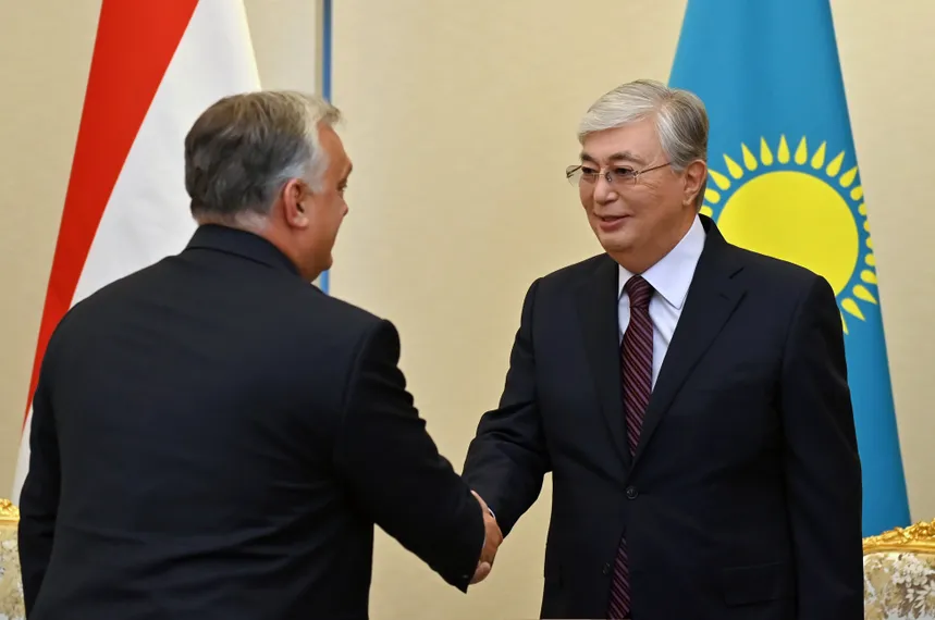 Капитал - Касым-Жомарт Токаев провел встречу с премьер-министром Венгрии