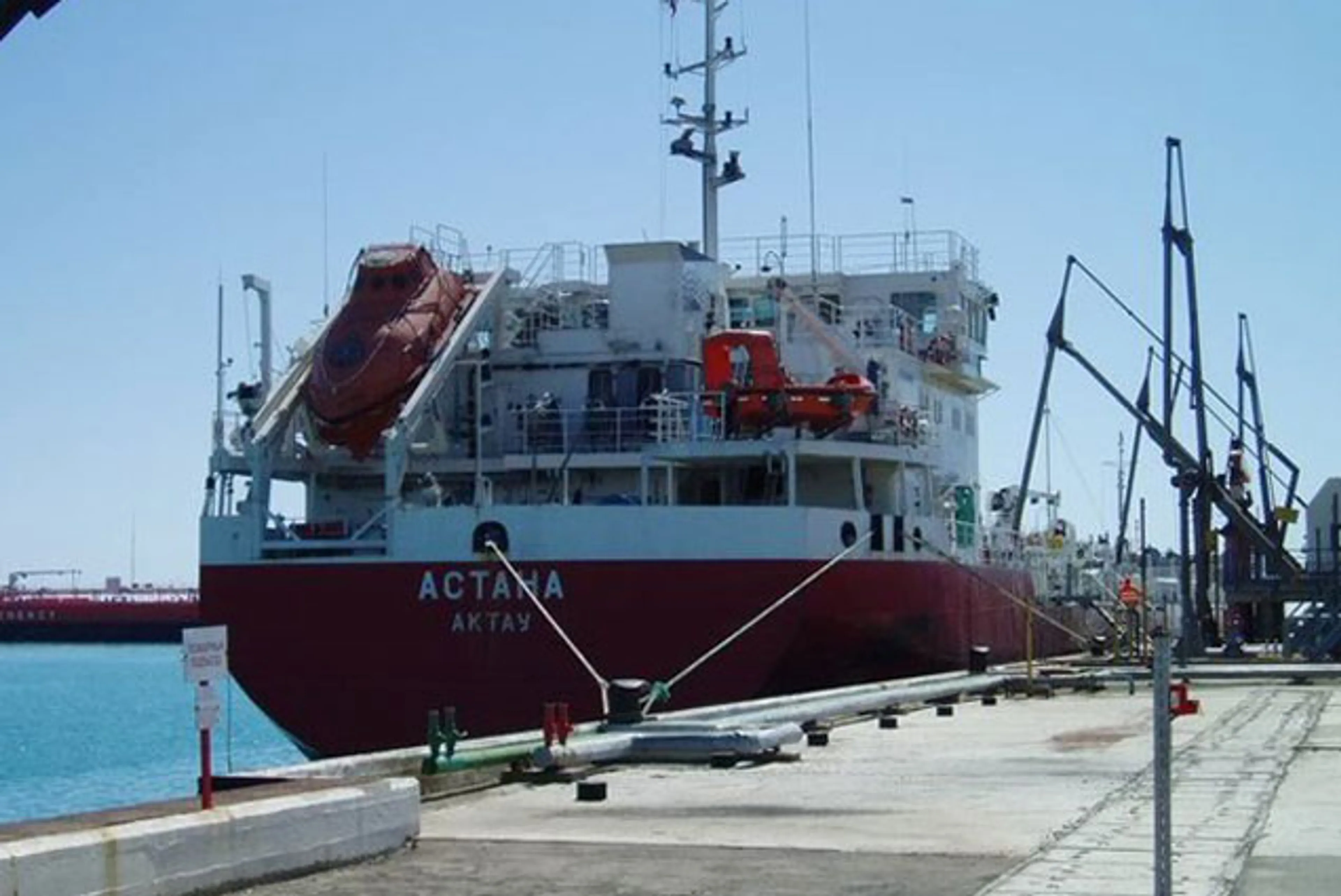 Капитал - Транспортировка нефти Казмортрансфлотом увеличилась до 9 млн тонн