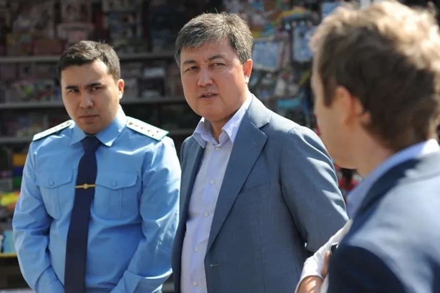 Капитал - Алматинцам выписали почти 2 млн тенге штрафов за неоплаченную парковку