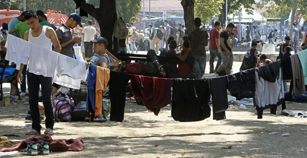 Капитал - В Мюнхене построят стену около приюта для беженцев