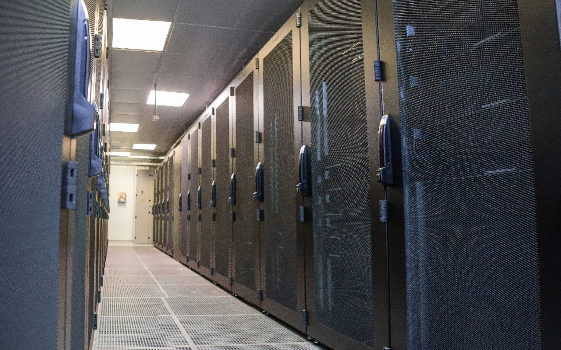 Александр Лезговко: Мы понимаем, насколько важна качественная связь в это непростое время - Image Kapital.kz