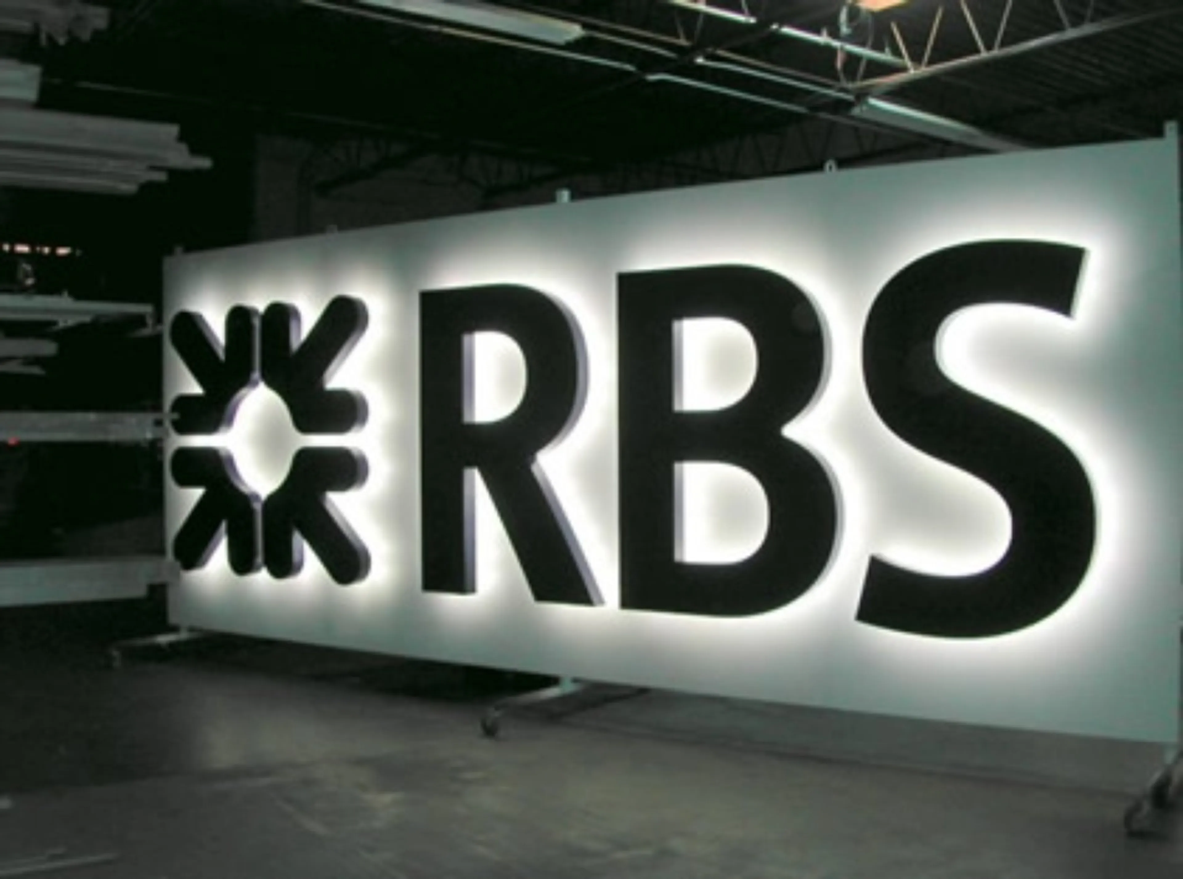 Капитал - Продажа RBS Kazakhstan может завершиться в октябре