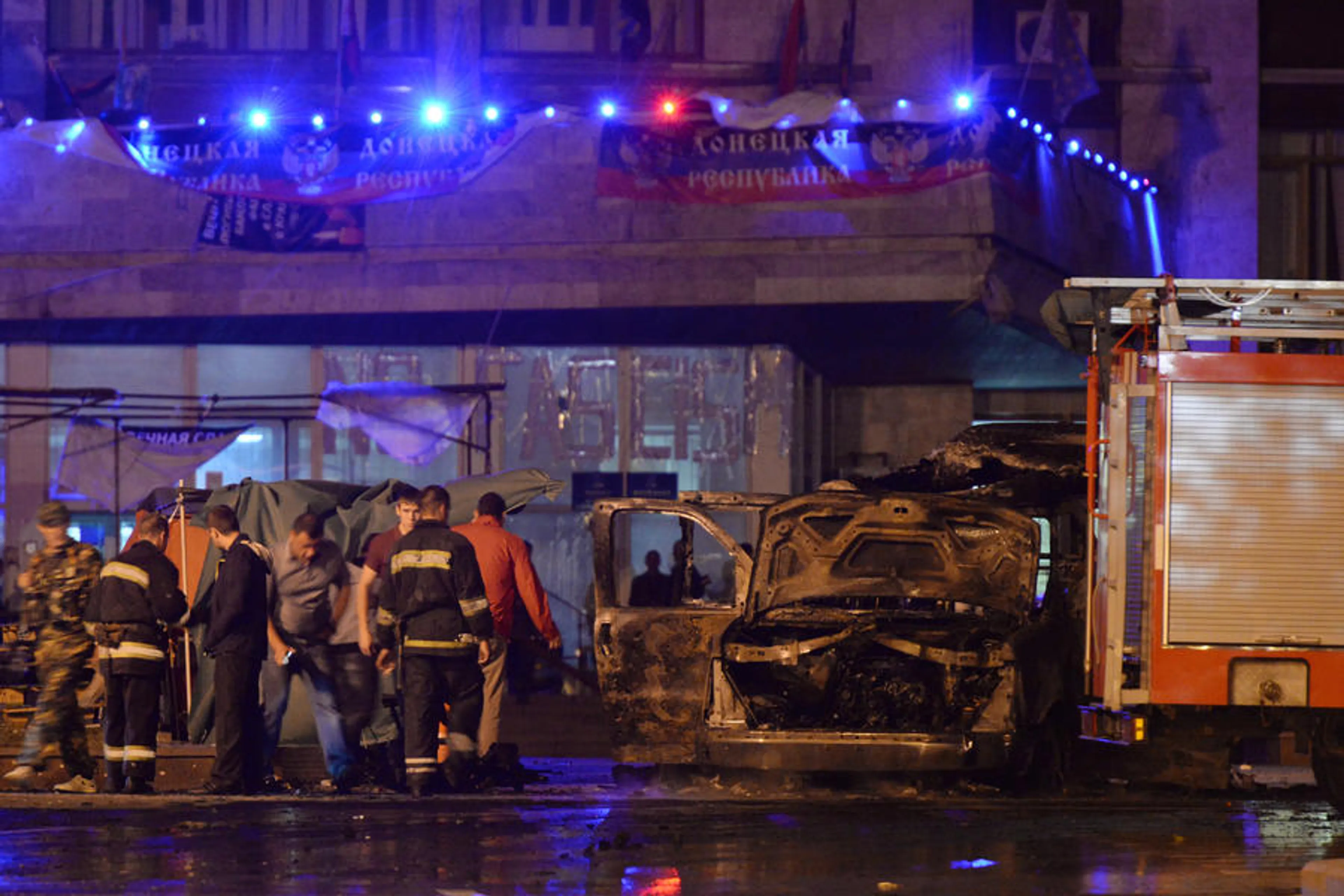 Капитал - Число пострадавших при взрыве машины лидера ДНР возросло до 4 человек