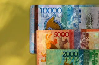 Капитал - На бирже доллар продается возле отметки 471 тенге