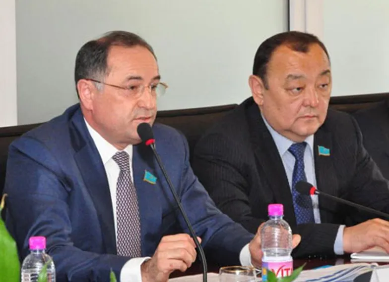 Капитал - Сенаторы РК ознакомились с фондом проблемных кредитов