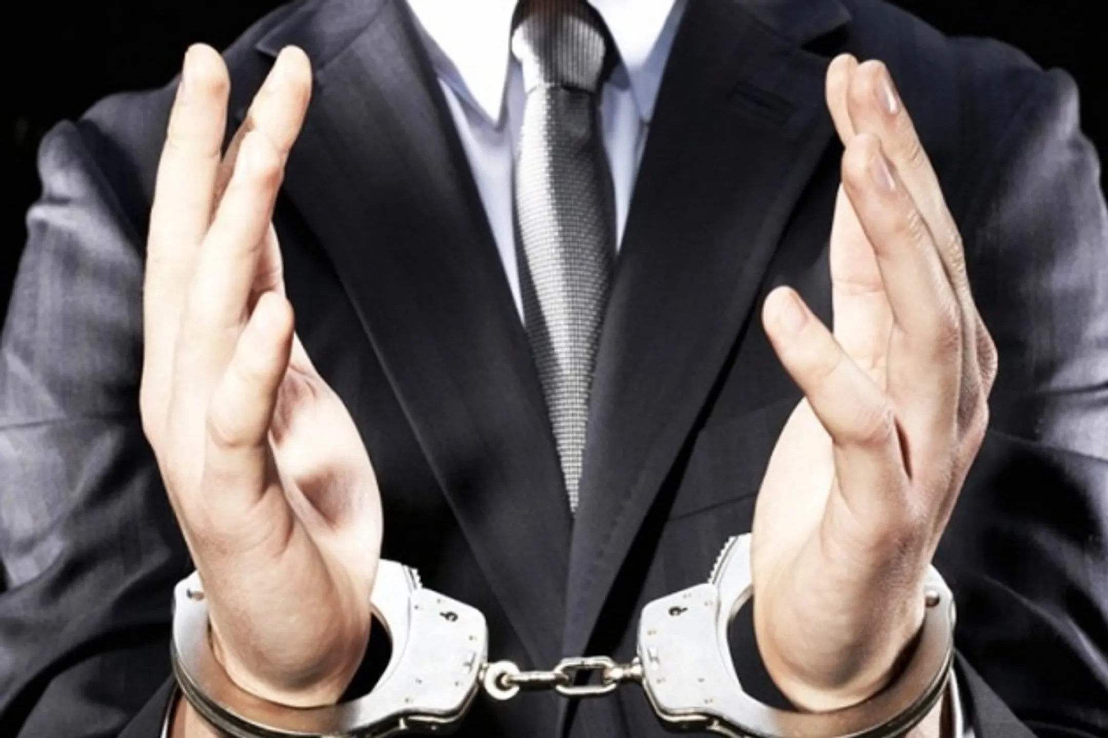 Военный комиссар задержан за взятку в 110 000 тенге - Image Kapital.kz