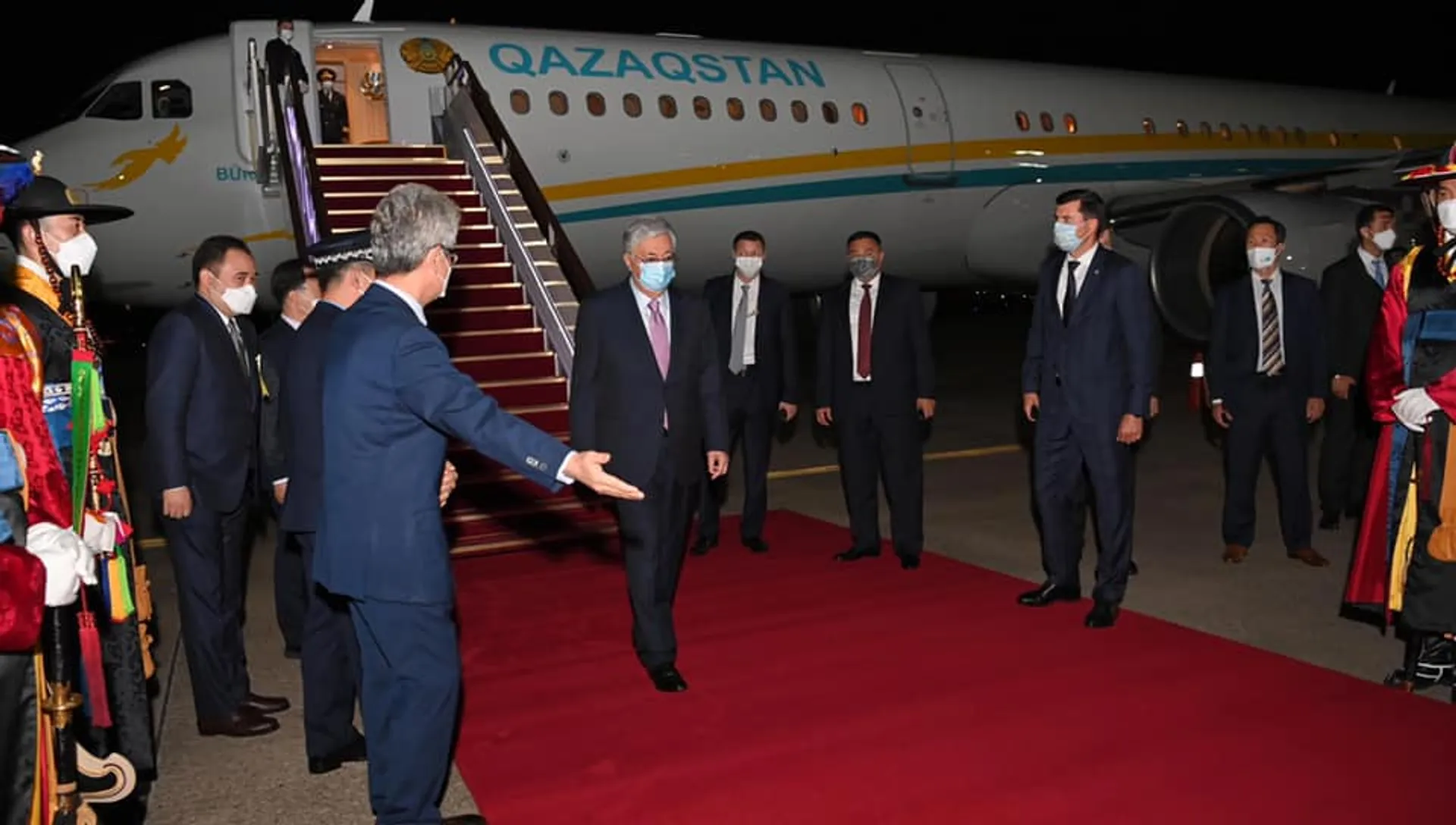Капитал - Касым-Жомарт Токаев прибыл в Сеул