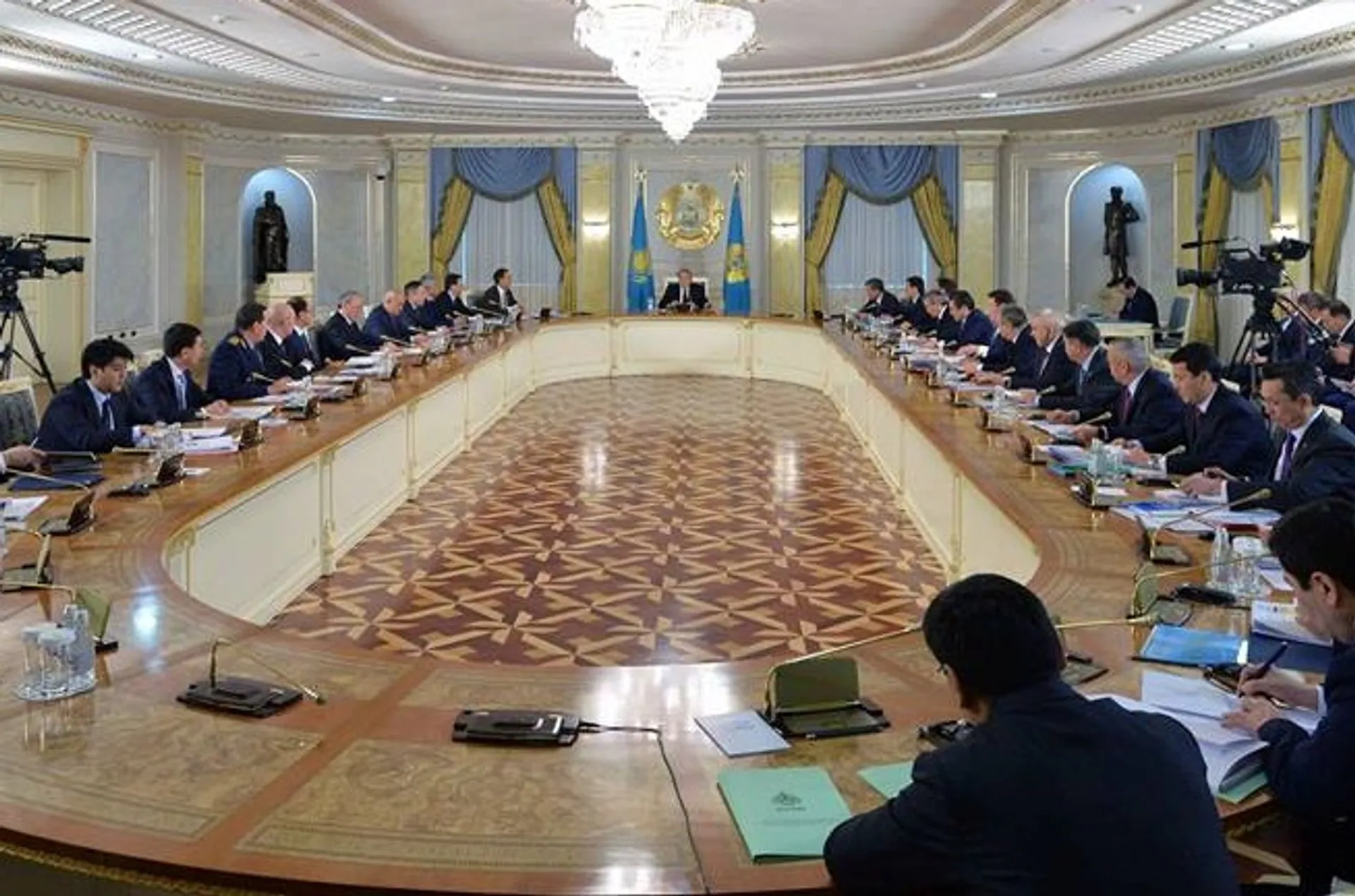 Капитал - Глава РК указал на недоработки правительства