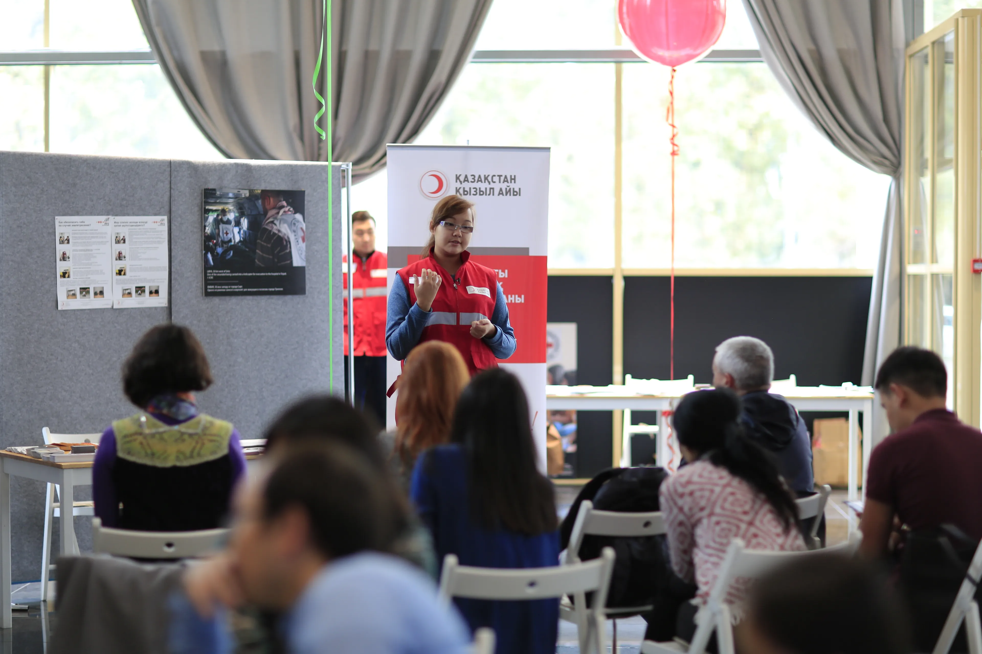 Капитал - Кселл запустил короткий номер для пожертвований пострадавшим в стихийных бедствиях