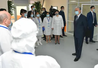 Капитал - Президент пройдет ревакцинацию в январе 2022 года