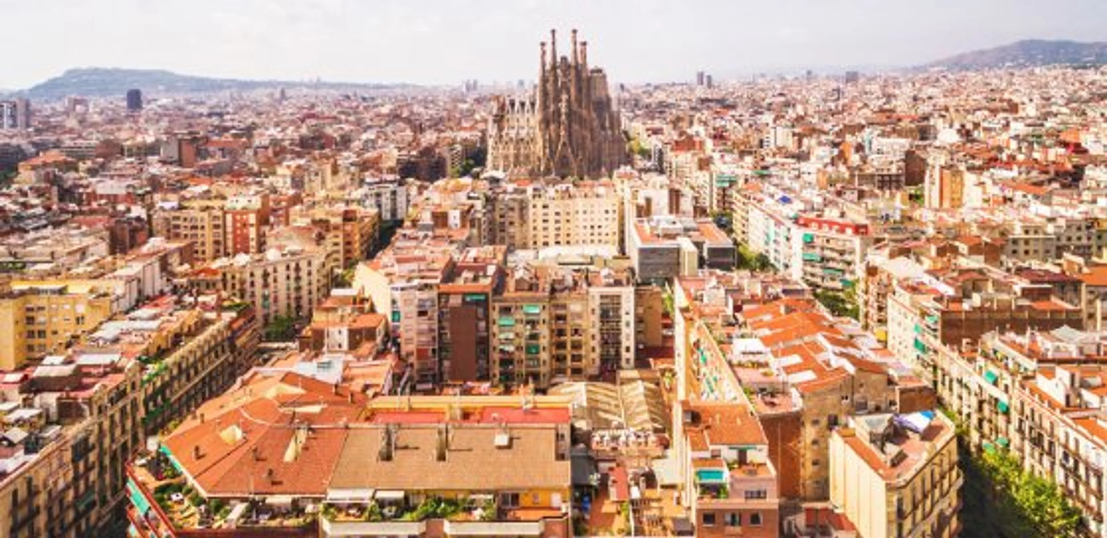 Капитал - В МИД РК предупредили туристов о всплеске преступности в Барселоне