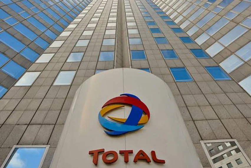 Капитал - Total хочет закупать у Ирана до 200 тысяч баррелей нефти в день