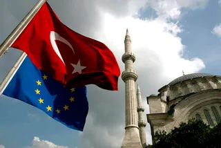 Капитал - ЕС возобновит переговоры по вступлению Турции в союз