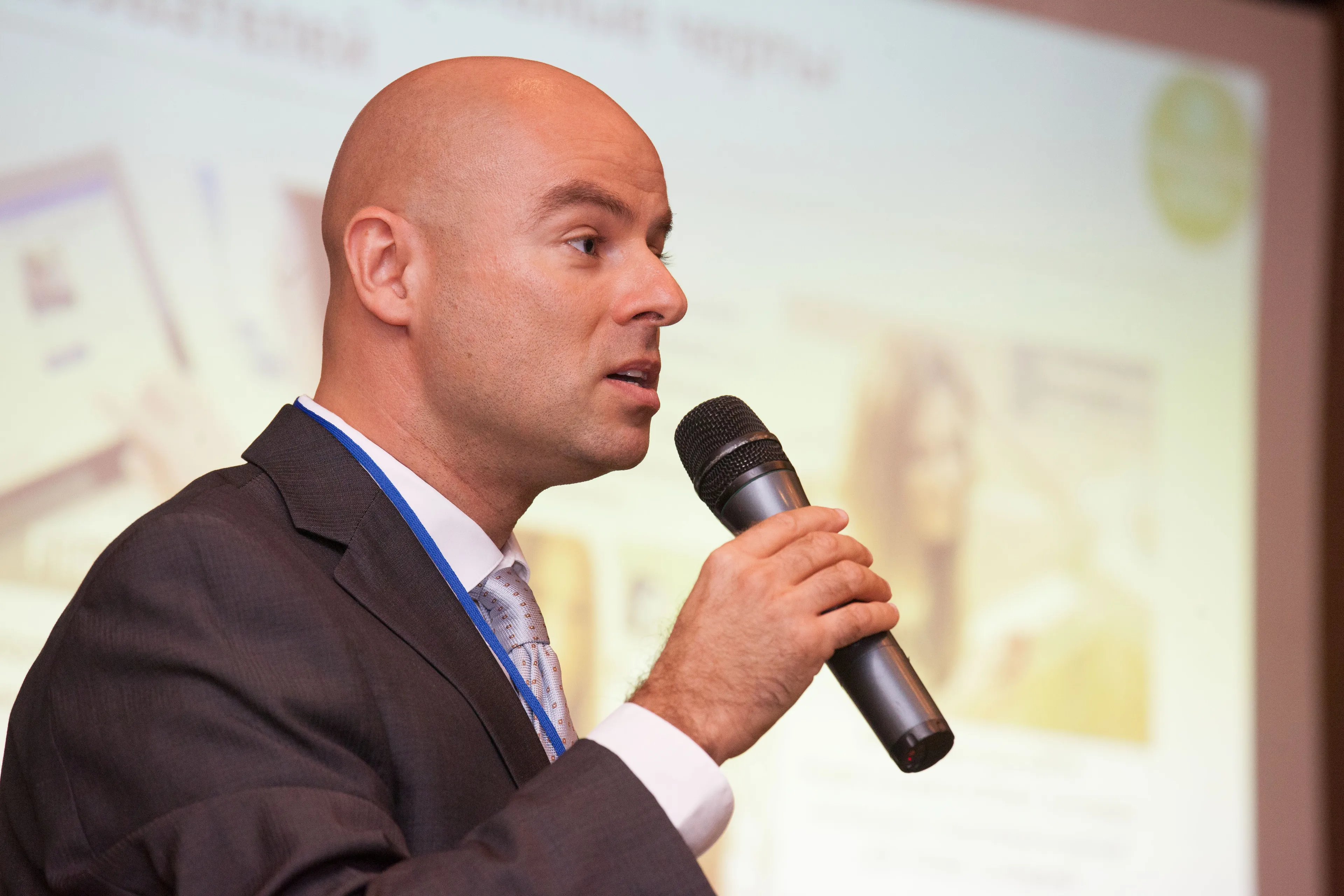 Капитал - В 2013 году проникновение смартфонов в РК составило 15-16%