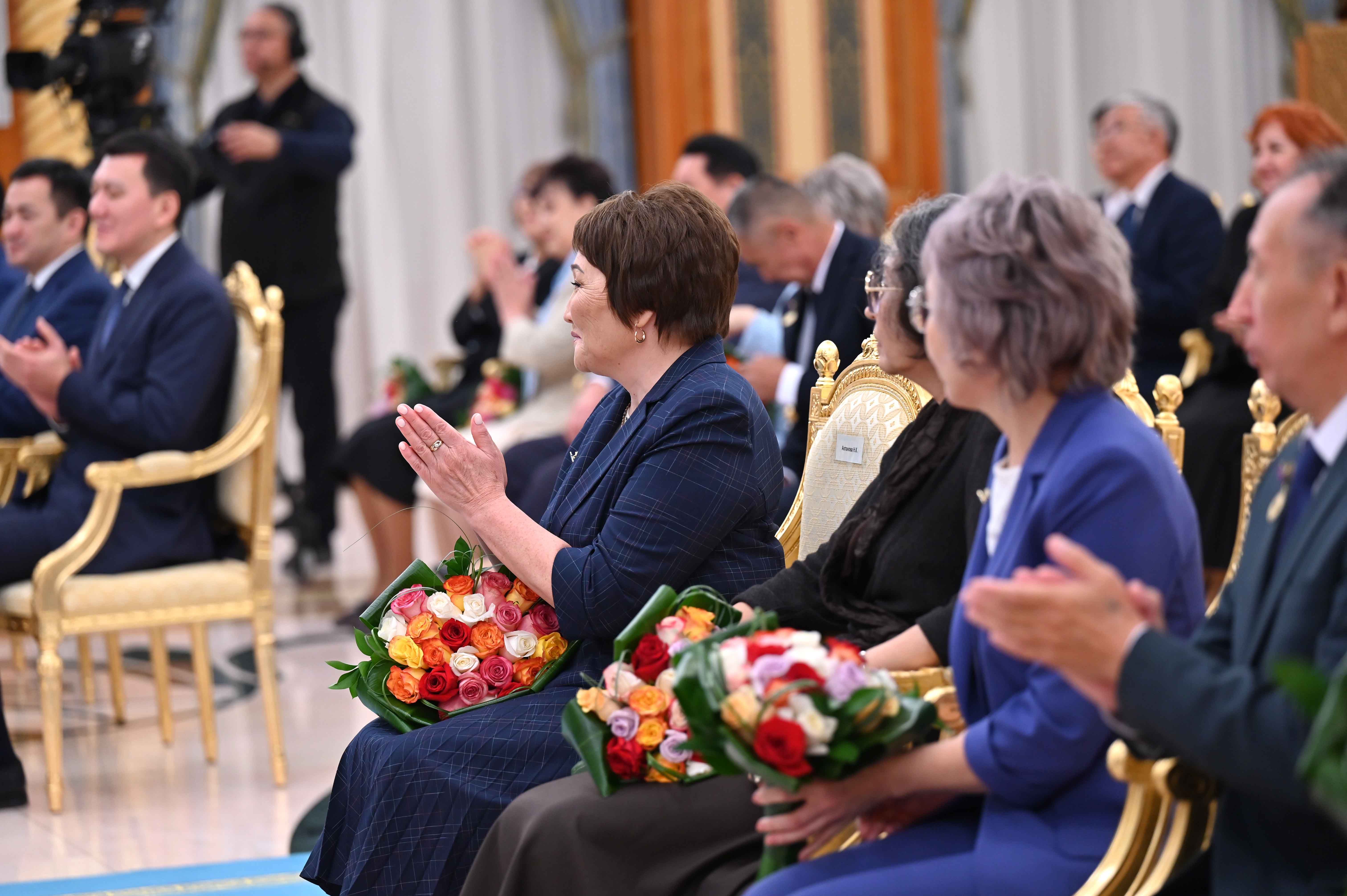 Ученикам нужно прививать знания, патриотизм и трудолюбие — президент 3401972 — Kapital.kz 