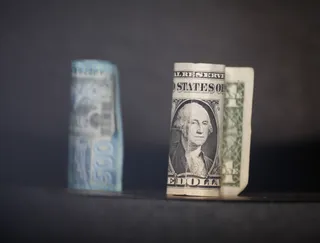 Капитал - Тенге установил антирекорд года