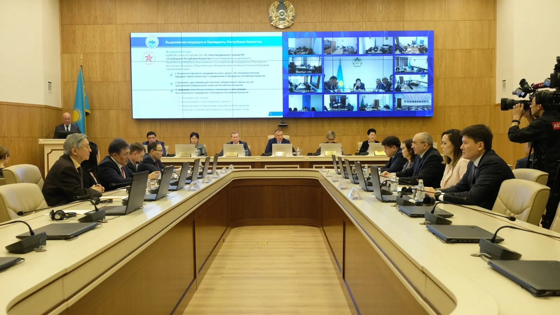 Капитал - Выданы подписные листы еще двум кандидатам в Президенты