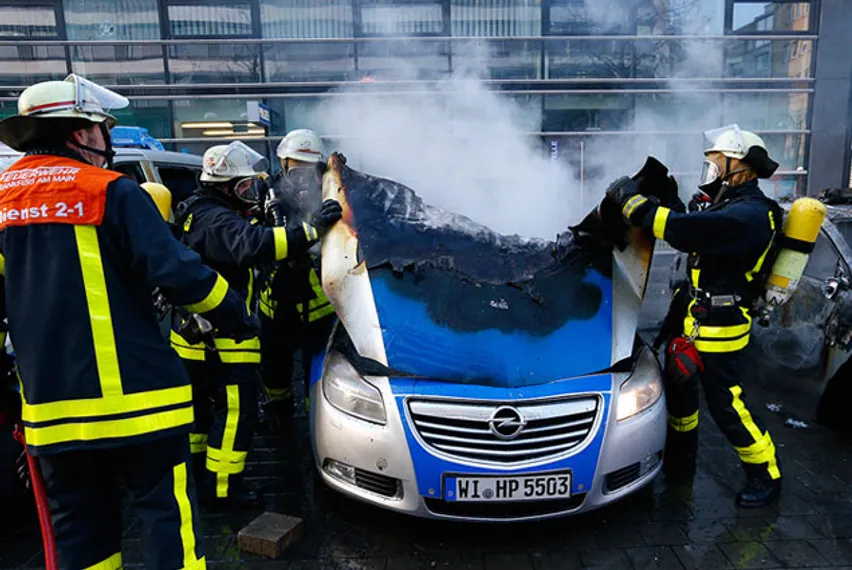 Капитал - Франкфурт охвачен беспорядками