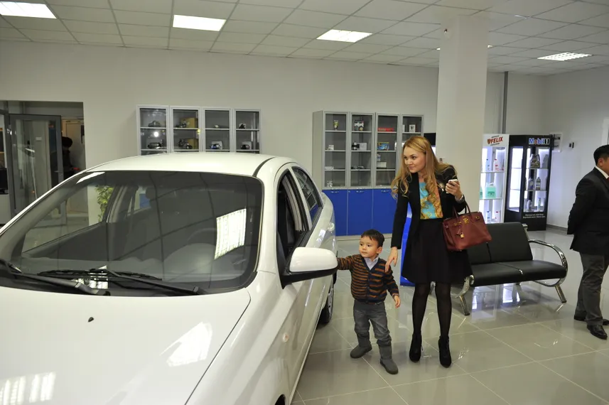 Капитал - Казахстанцы делают ставку на новые автомобили